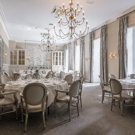 Bloemendal, Near Aachen 酒店