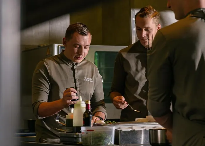 Bloemendal, Near Aachen 4*