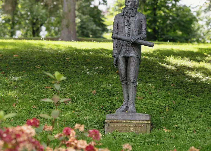 Bloemendal, Near Aachen فندق فالس