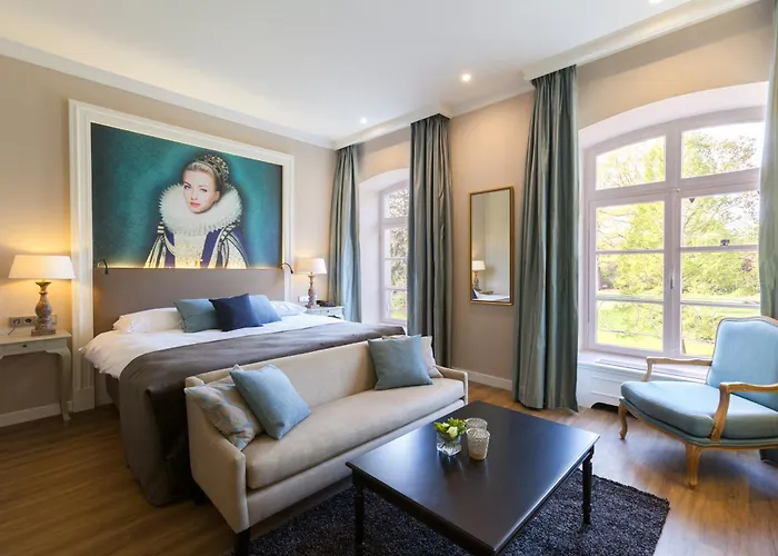 Bloemendal, Near Aachen فندق فالس