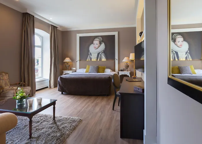 Bloemendal, Near Aachen فندق